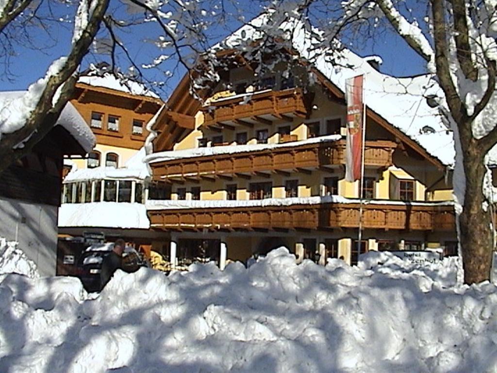 Landhotel Schuetzenhof Fuschl am See Exterior photo